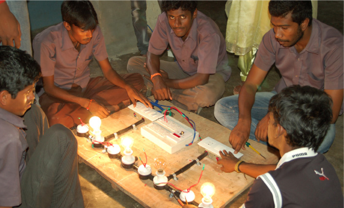 LabourNet - Organizing the Unorganized in a Public-Private Partnership for Skilling